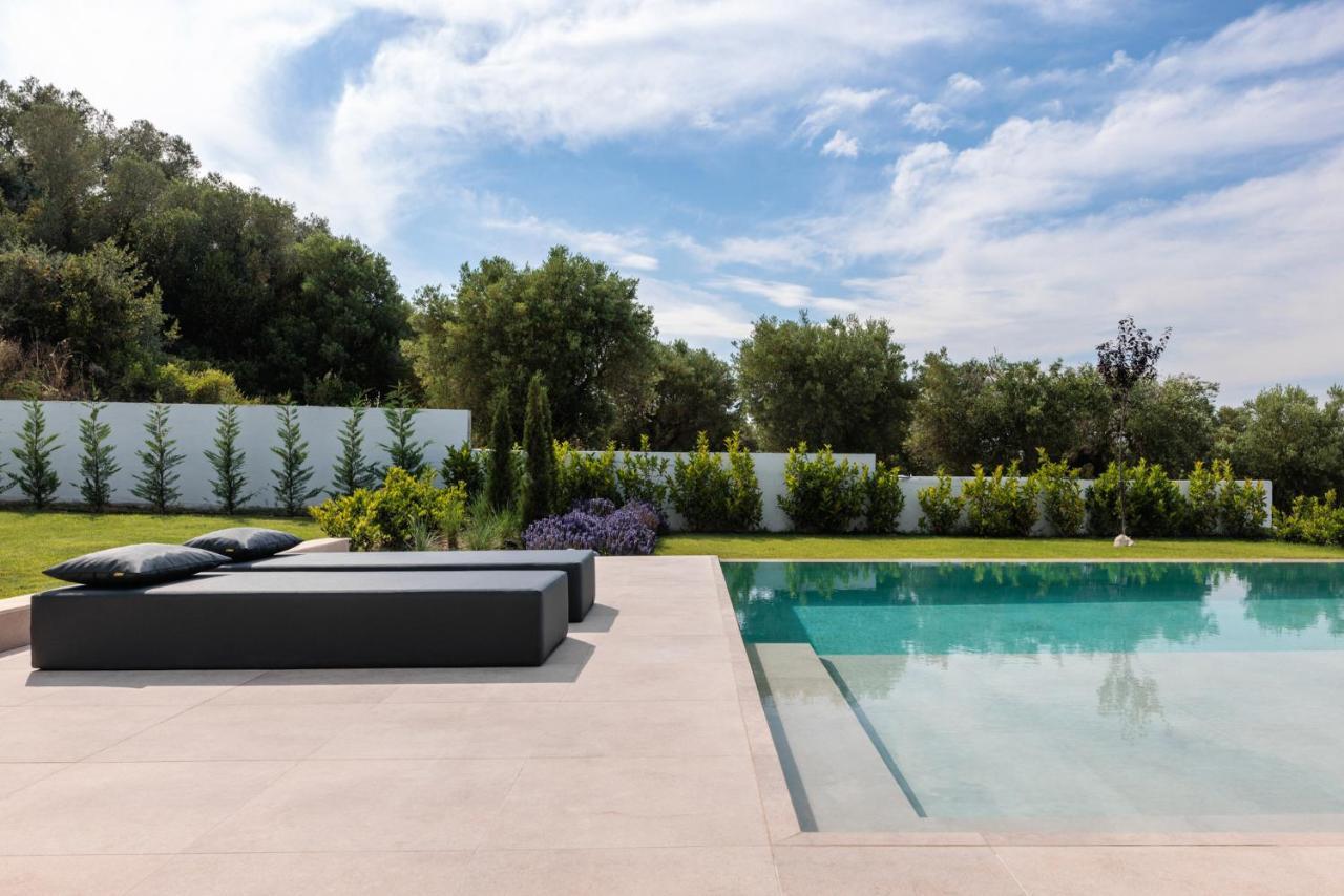 Villa Five Senses Of Luxury à Kalandra Extérieur photo