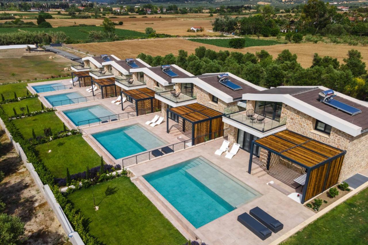 Villa Five Senses Of Luxury à Kalandra Extérieur photo